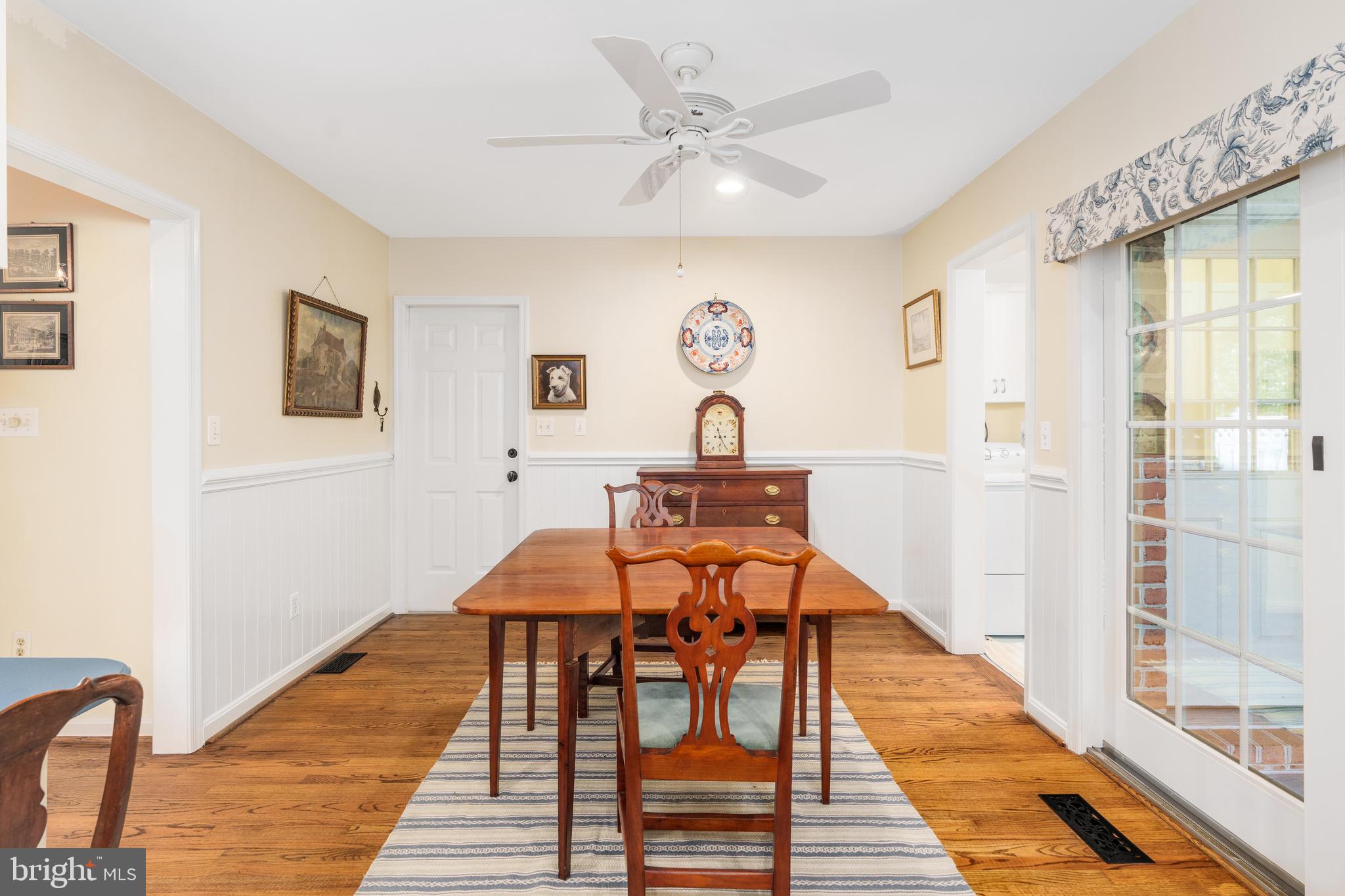 7 Brookland Ridge Road Lutherville-Timonium, MD 21093 - Photo 14 of 43 Eat-in kitchen with Breakfast area