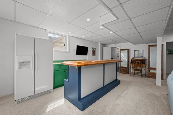 $274,900 | 4688 5th Street, East Moline, IL 61244