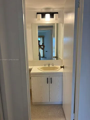 $1,490 | 2052 Exeter C, Unit 2052, Boca Raton, FL 33434