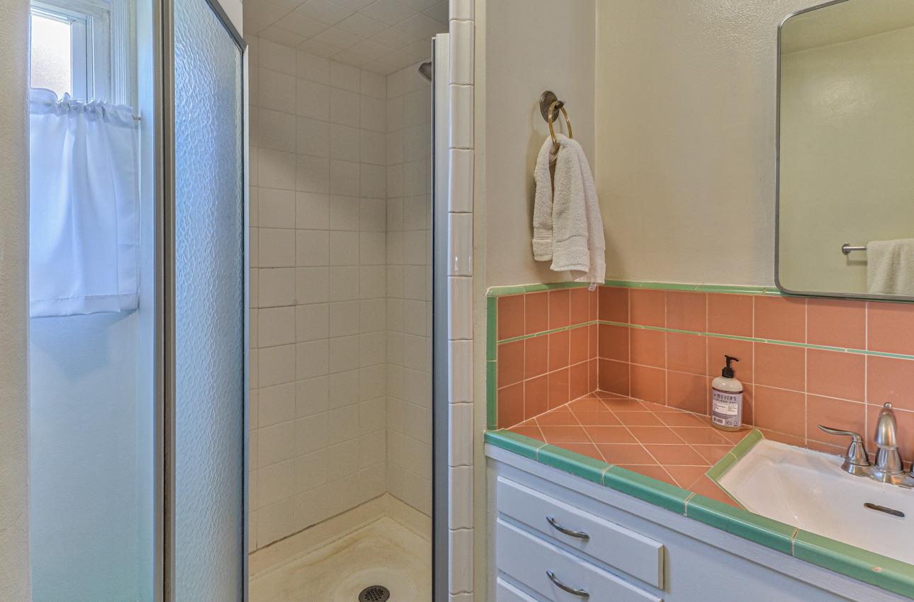 44 College Road Watsonville, CA 95076 - Photo 18 of 32 Gallery Image 18
