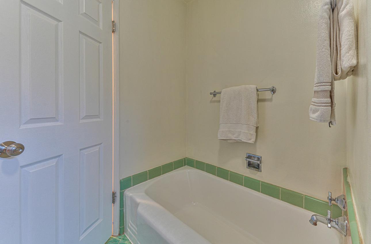 44 College Road Watsonville, CA 95076 - Photo 19 of 32 Gallery Image 19