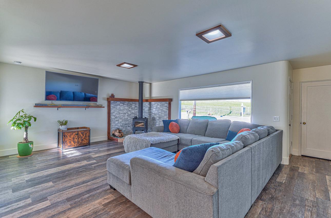 44 College Road Watsonville, CA 95076 - Photo 5 of 32 Gallery Image 5