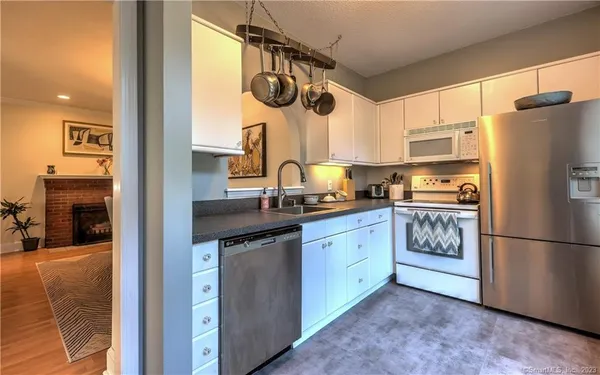$2,950 | 500 Prospect Street, Unit 2A, New Haven, CT 06511