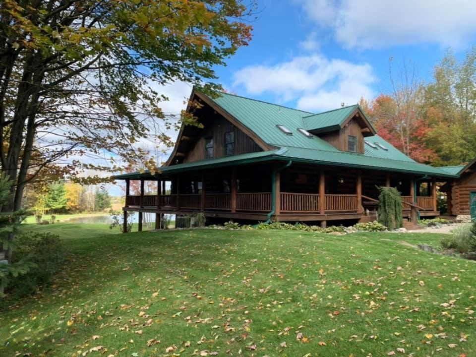2337 South Grout Road Gladwin, MI 48624 - Photo 1 of 62 gladwin1