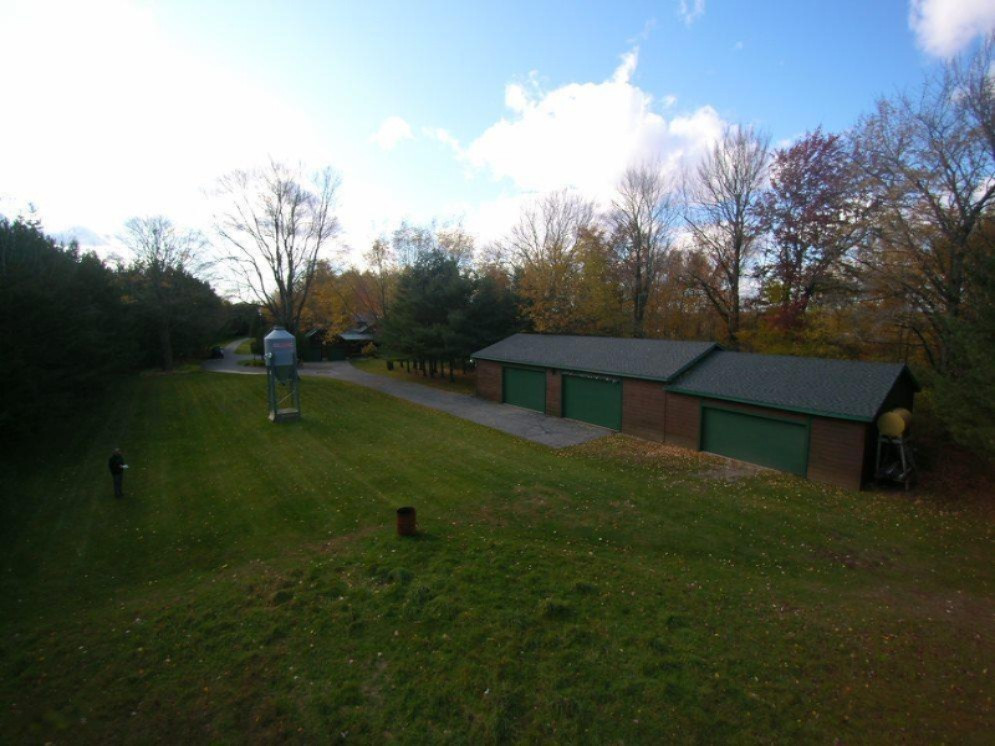 2337 South Grout Road Gladwin, MI 48624 - Photo 31 of 62 Gladwin drone 12
