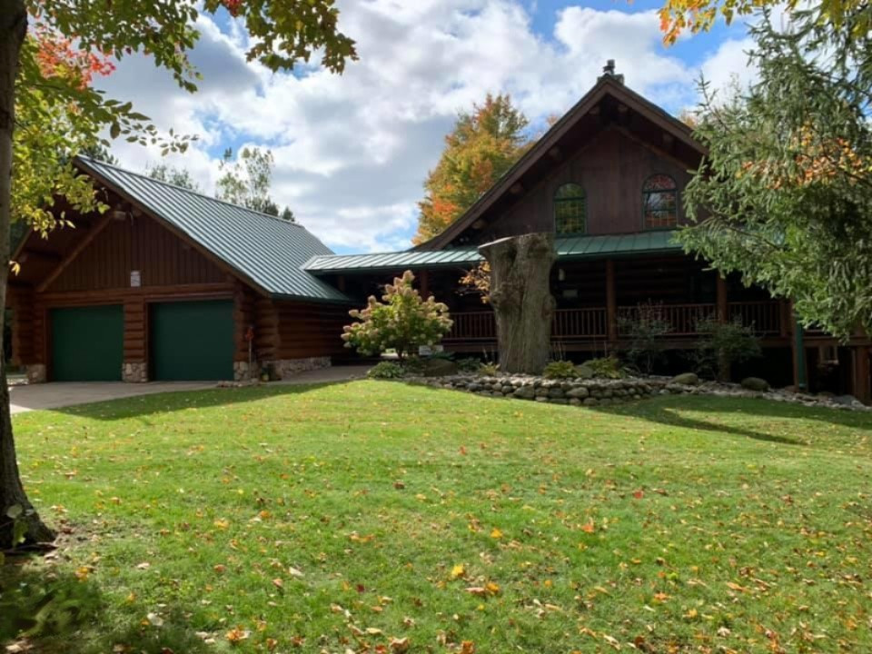 2337 South Grout Road Gladwin, MI 48624 - Photo 4 of 62 gladwin 5 - Copy