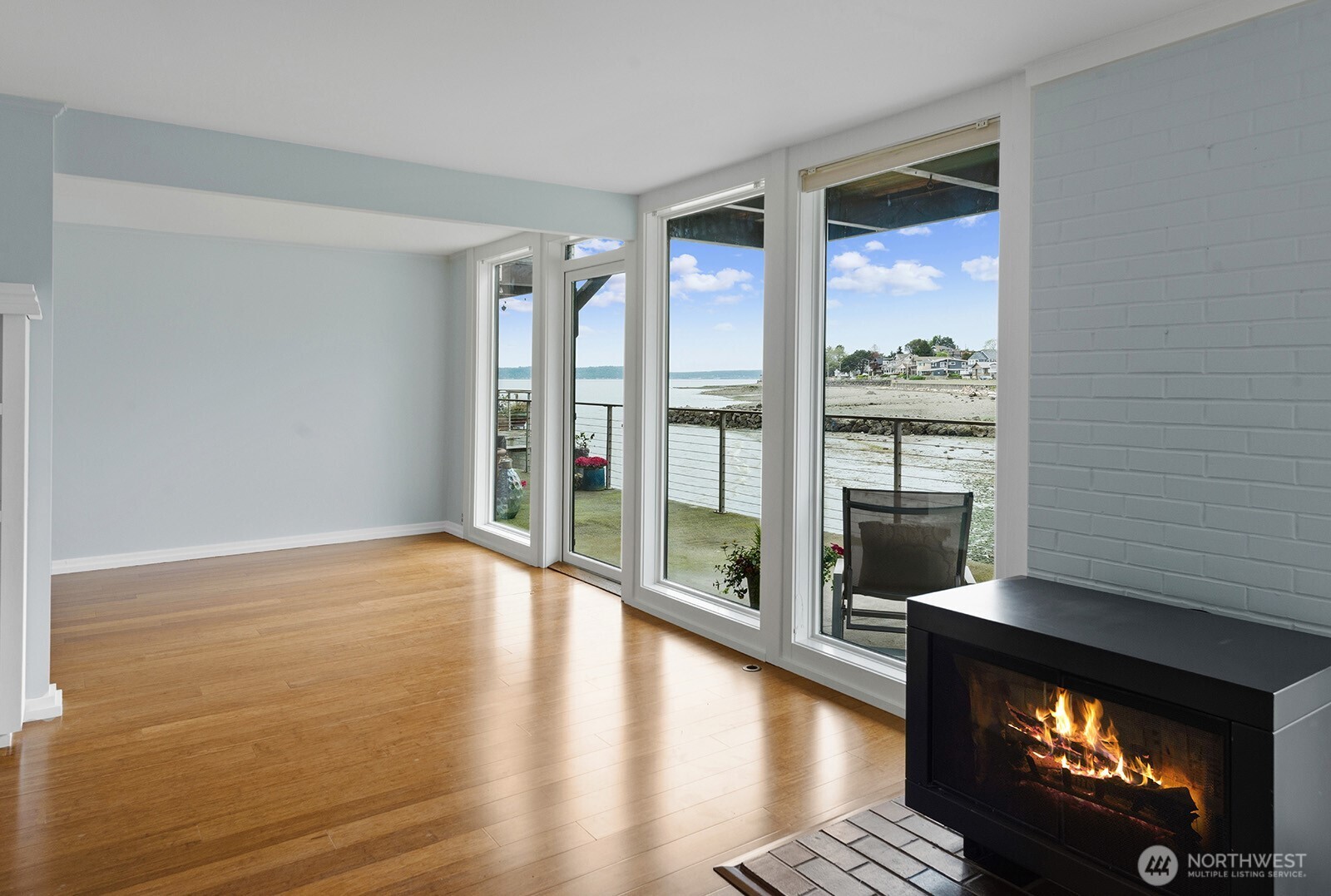 3717 Beach Drive Southwest, Unit 113 Seattle, WA 98116 - Photo 9 of 38