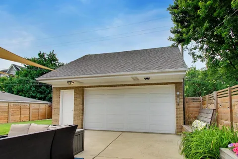 $699,000 | 836 South Ashland Avenue, La Grange, IL 60525