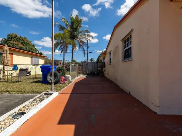 $460,000 | 1331 North 69th Avenue, Hollywood, FL 33024