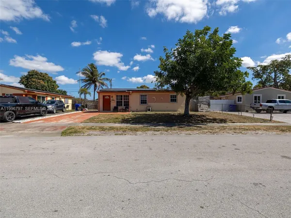 $460,000 | 1331 North 69th Avenue, Hollywood, FL 33024