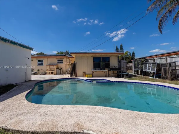 $460,000 | 1331 North 69th Avenue, Hollywood, FL 33024