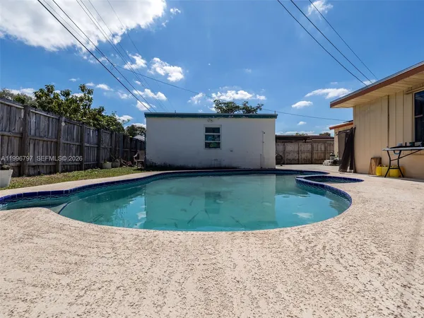 $460,000 | 1331 North 69th Avenue, Hollywood, FL 33024