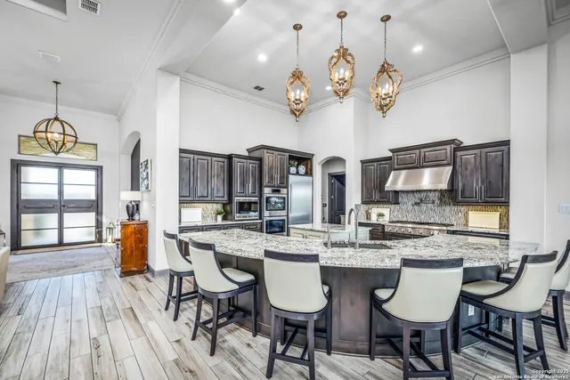 $1,950,000 | 2330 Occidente, New Braunfels, TX 78132