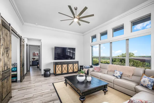 $1,950,000 | 2330 Occidente, New Braunfels, TX 78132