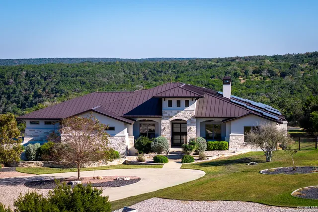 $1,950,000 | 2330 Occidente, New Braunfels, TX 78132