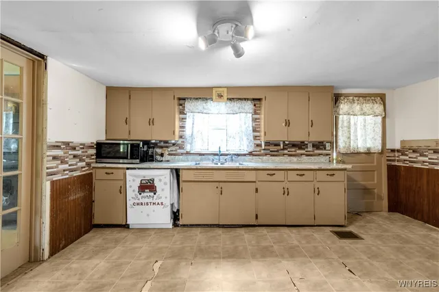 $135,000 | 2979 Murdock Road, Ridgeway, NY 14103