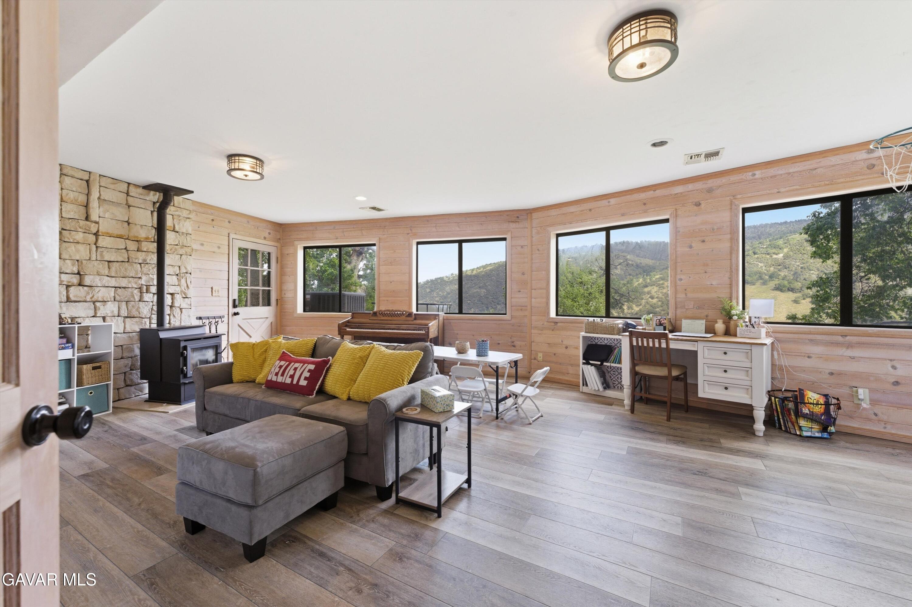 24840 Arrow Court Tehachapi, CA 93561 - Photo 27 of 51 20-JYP02512