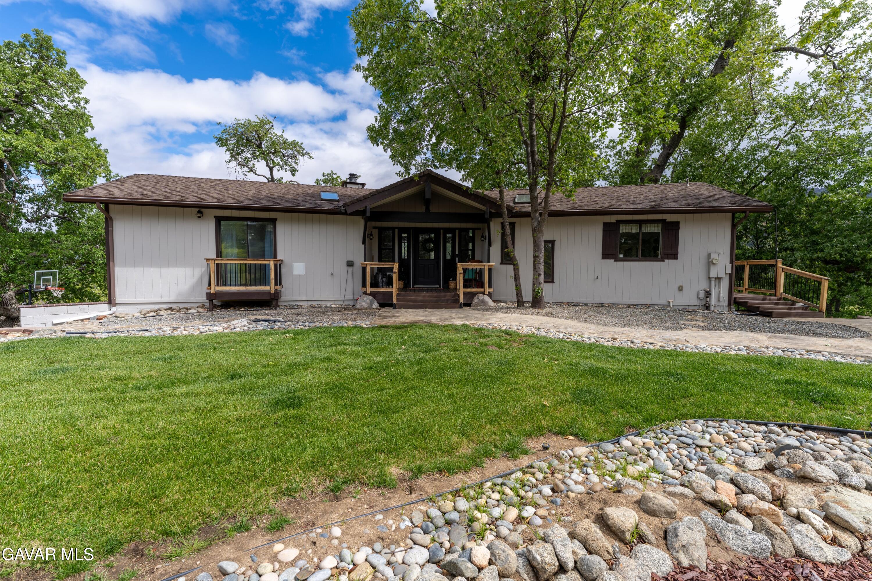 24840 Arrow Court Tehachapi, CA 93561 - Photo 6 of 51 05-JYP02439-HDR