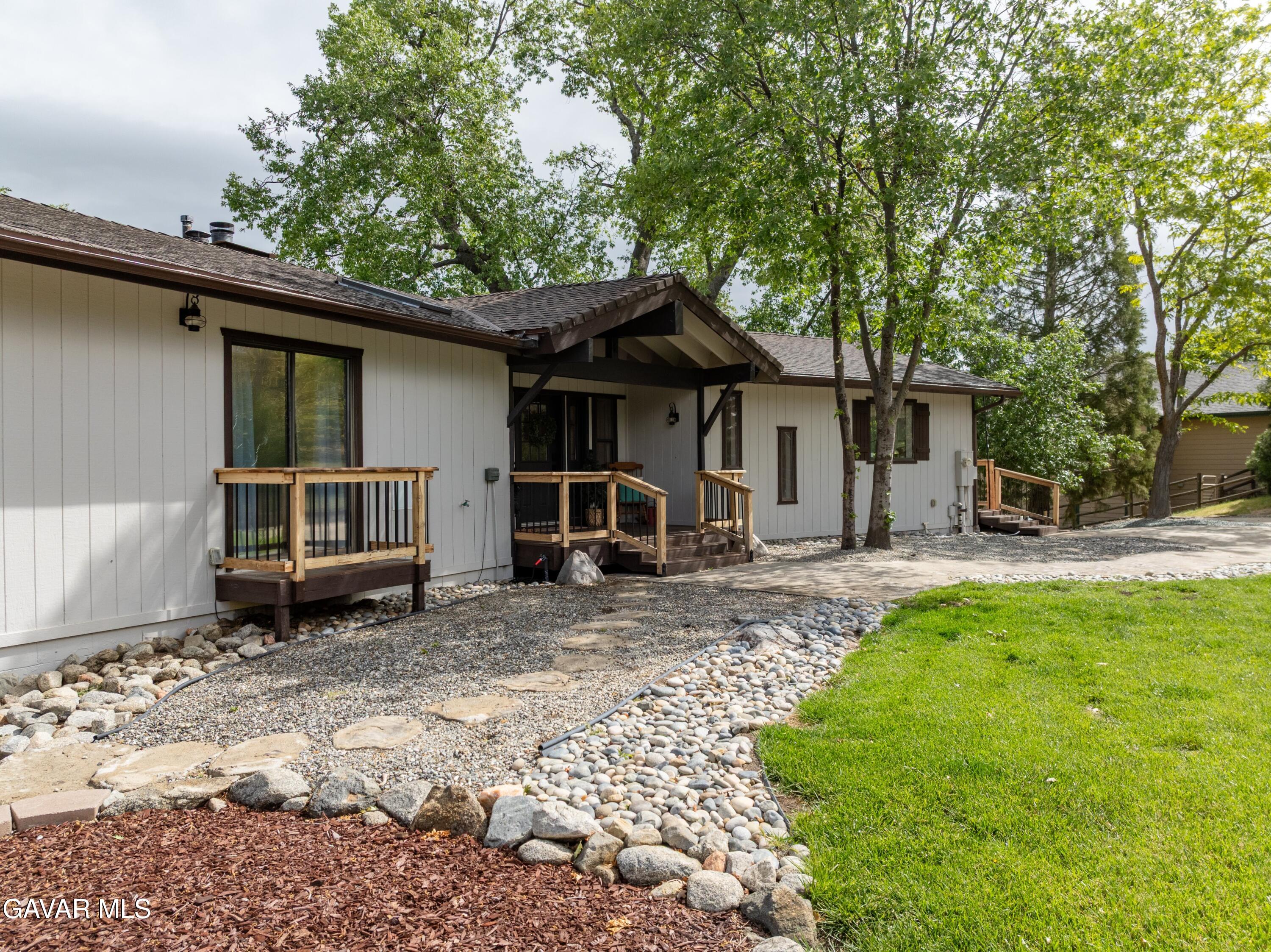 24840 Arrow Court Tehachapi, CA 93561 - Photo 7 of 51 02-DJI_0026-HDR