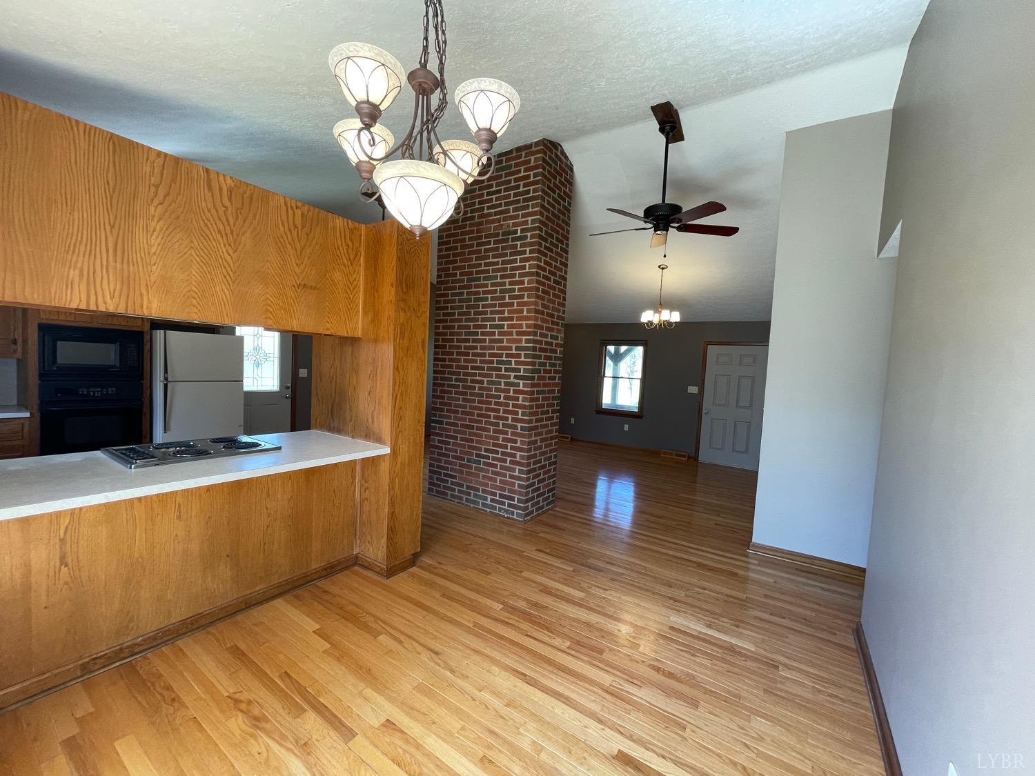 1702 Egypt Road Goode, VA 24556 - Photo 9 of 41 Gallery Image 9