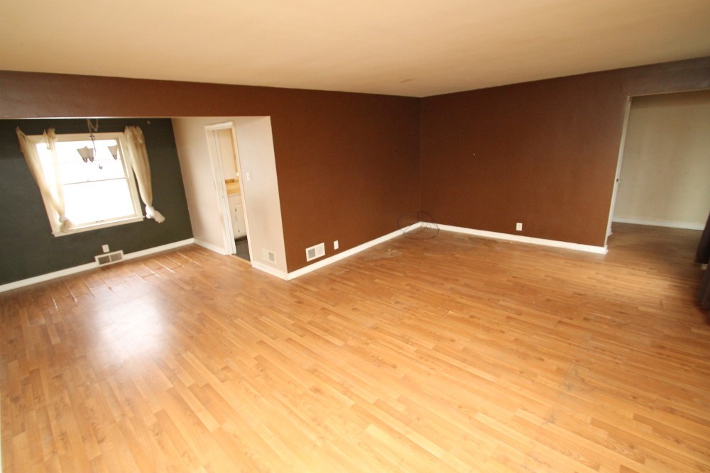 1655 St Joe Center Road Fort Wayne, IN 46825 - Photo 5 of 18
