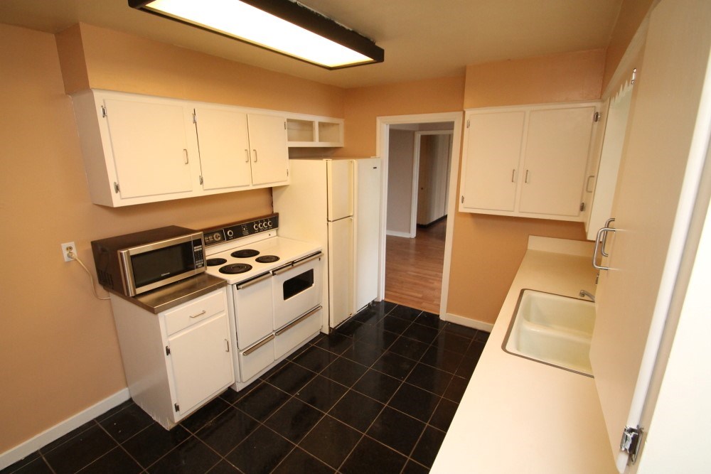 1655 St Joe Center Road Fort Wayne, IN 46825 - Photo 8 of 18