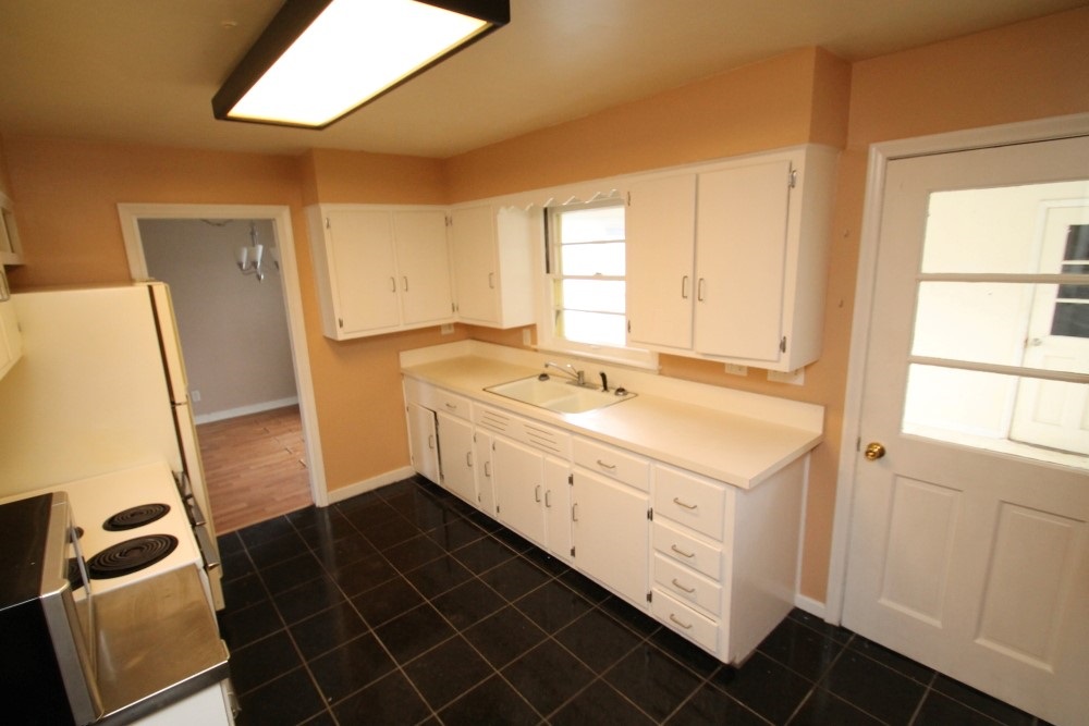 1655 St Joe Center Road Fort Wayne, IN 46825 - Photo 9 of 18