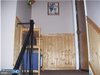8524 Verree Road Philadelphia, PA 19111 - Photo 3 of 9 Gallery Image 3
