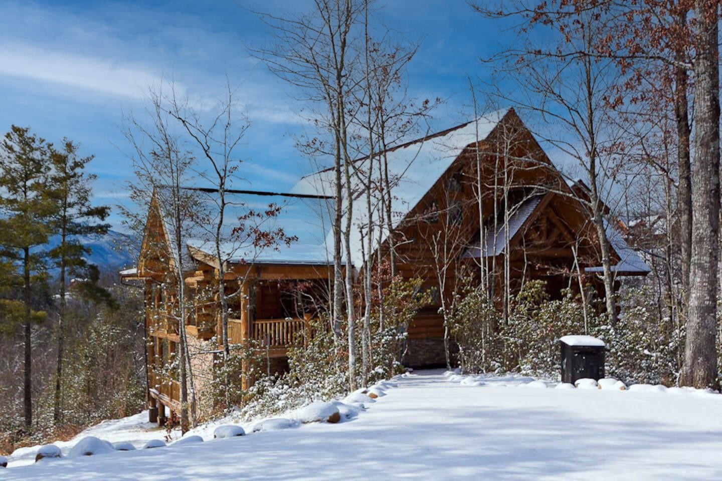 618 Big Bear Ridge Road Gatlinburg, TN 37738 - Photo 3 of 58