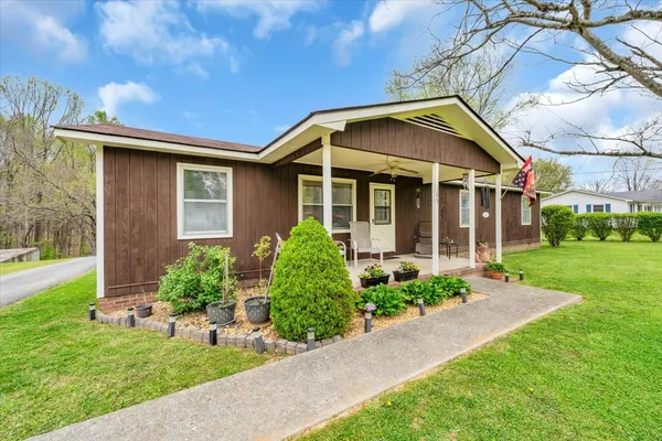 $320,000 | 105 Plain View Drive, Estill Springs, TN 37330