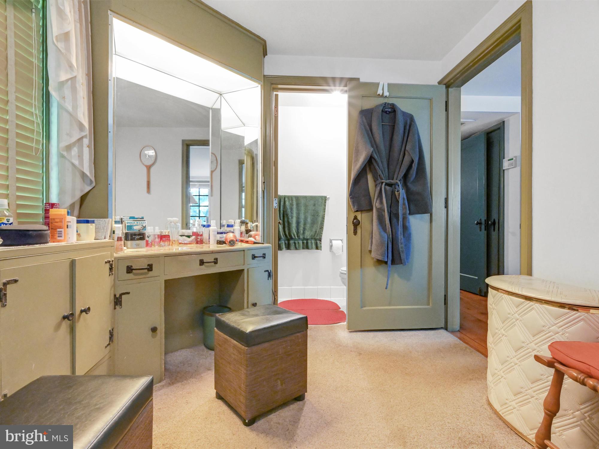 13 Conestoga Road Lancaster, PA 17602 - Photo 27 of 38 Master Bath