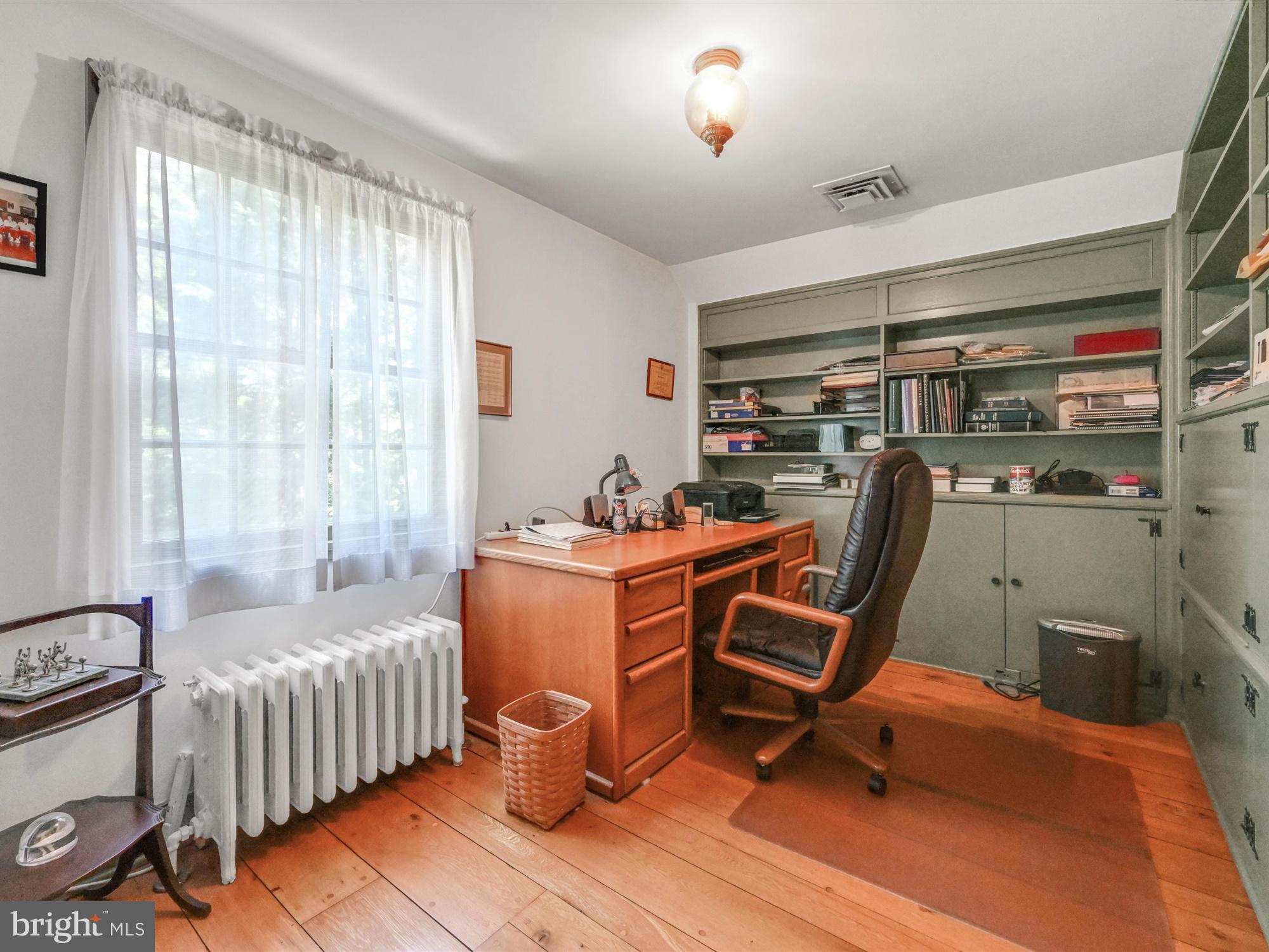 13 Conestoga Road Lancaster, PA 17602 - Photo 28 of 38 Bedroom