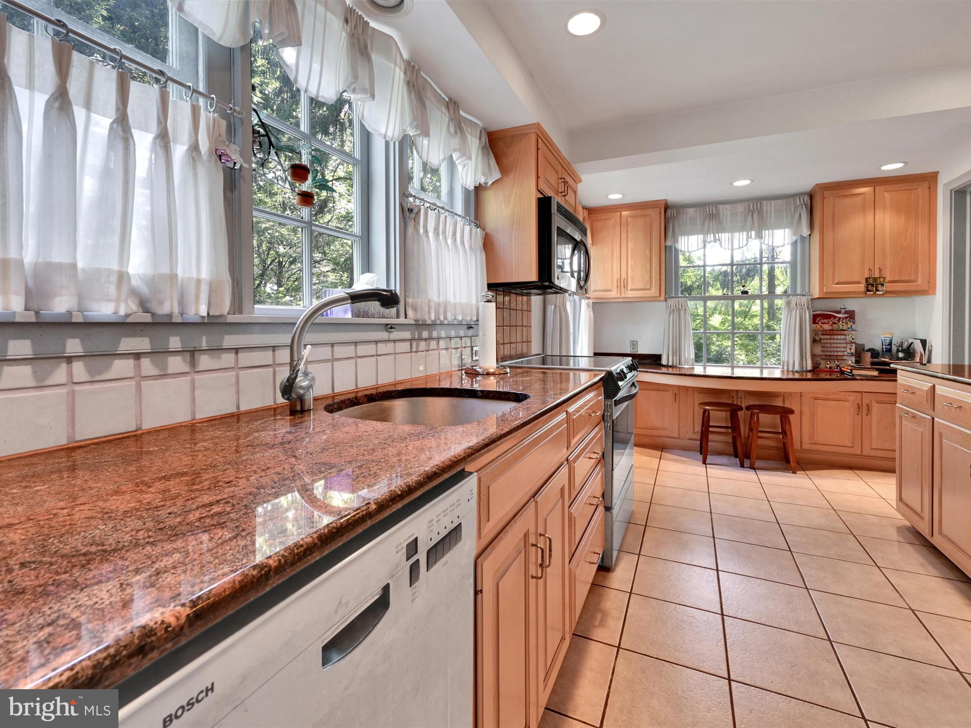 13 Conestoga Road Lancaster, PA 17602 - Photo 7 of 38 Kitchen