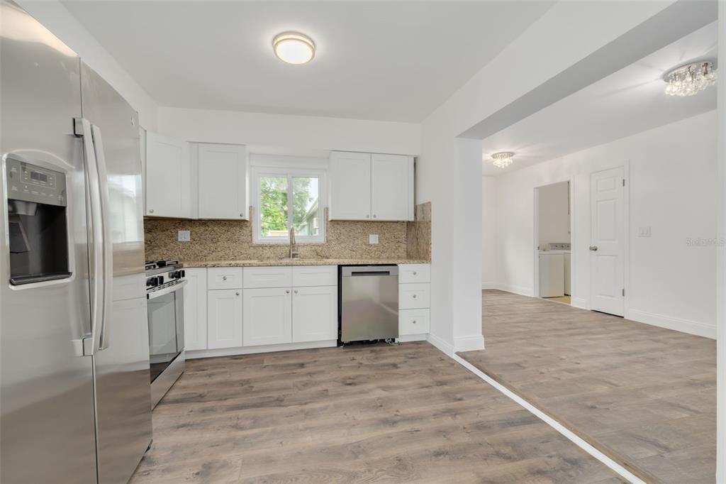 2120 23rd Street Southwest Largo, FL 33774 - Photo 10 of 27
