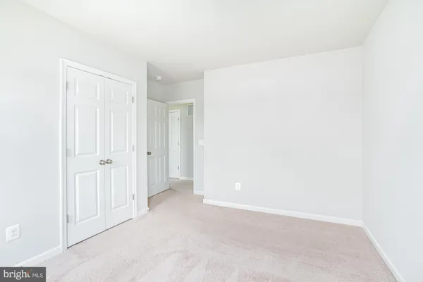 $2,600 | 106 Splendor Garden Way, Stephenson, VA 22656