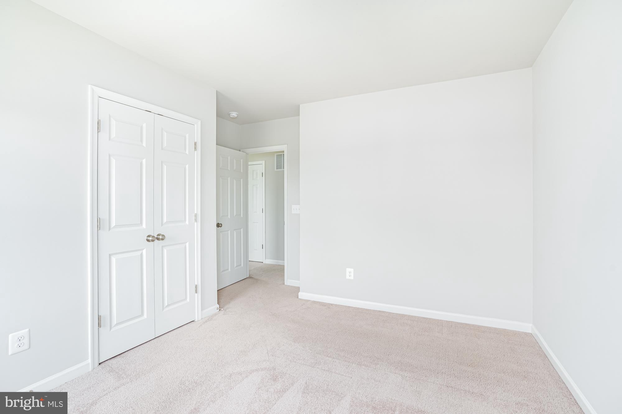106 Splendor Garden Way Stephenson, VA 22656 - Photo 29 of 31 Bright and airy blank canvas awaits your touch.