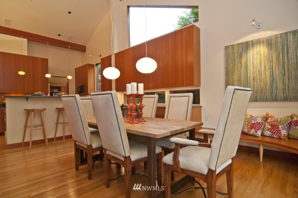 6651 Northeast Windermere Road Seattle, WA 98115 - Photo 7 of 15