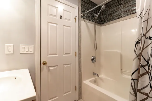 $475,000 | 1001 Suffield Street, Suffield, CT 06078