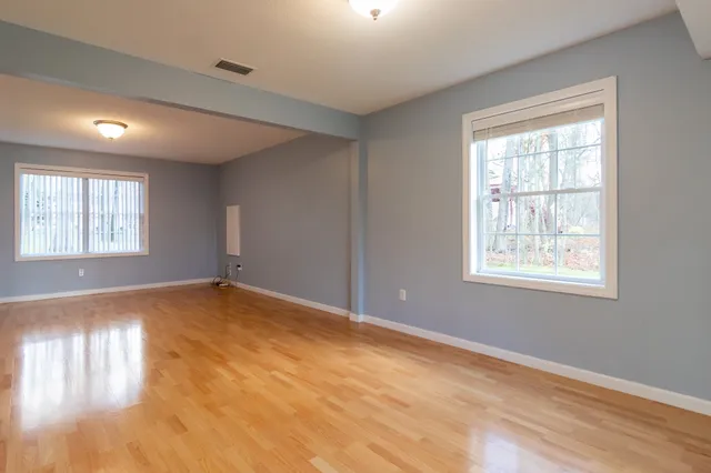 $475,000 | 1001 Suffield Street, Suffield, CT 06078