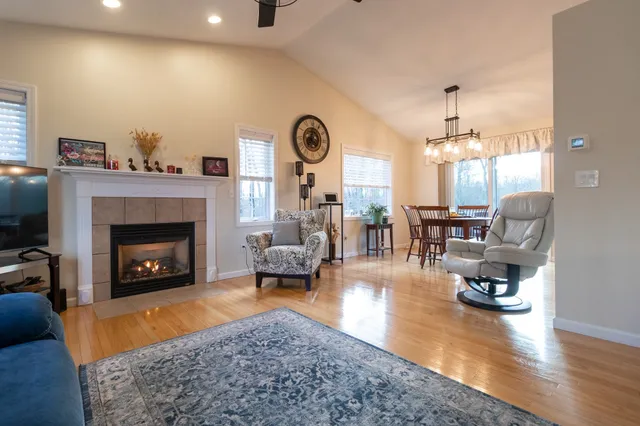 $475,000 | 1001 Suffield Street, Suffield, CT 06078