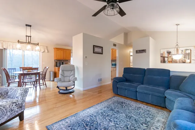 $475,000 | 1001 Suffield Street, Suffield, CT 06078