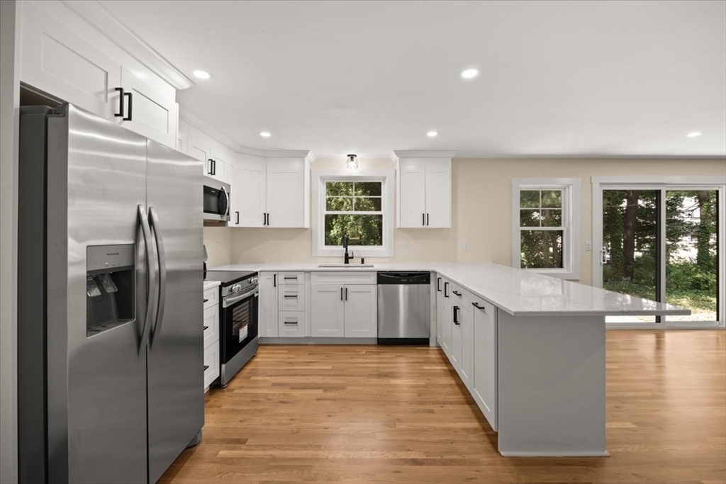 33 Runestone Road Yarmouth, MA 02664 - Photo 3 of 41