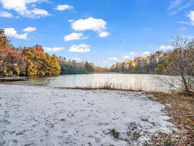 $389,500 | 104 Little Falls Drive, Tryon, NC 28782