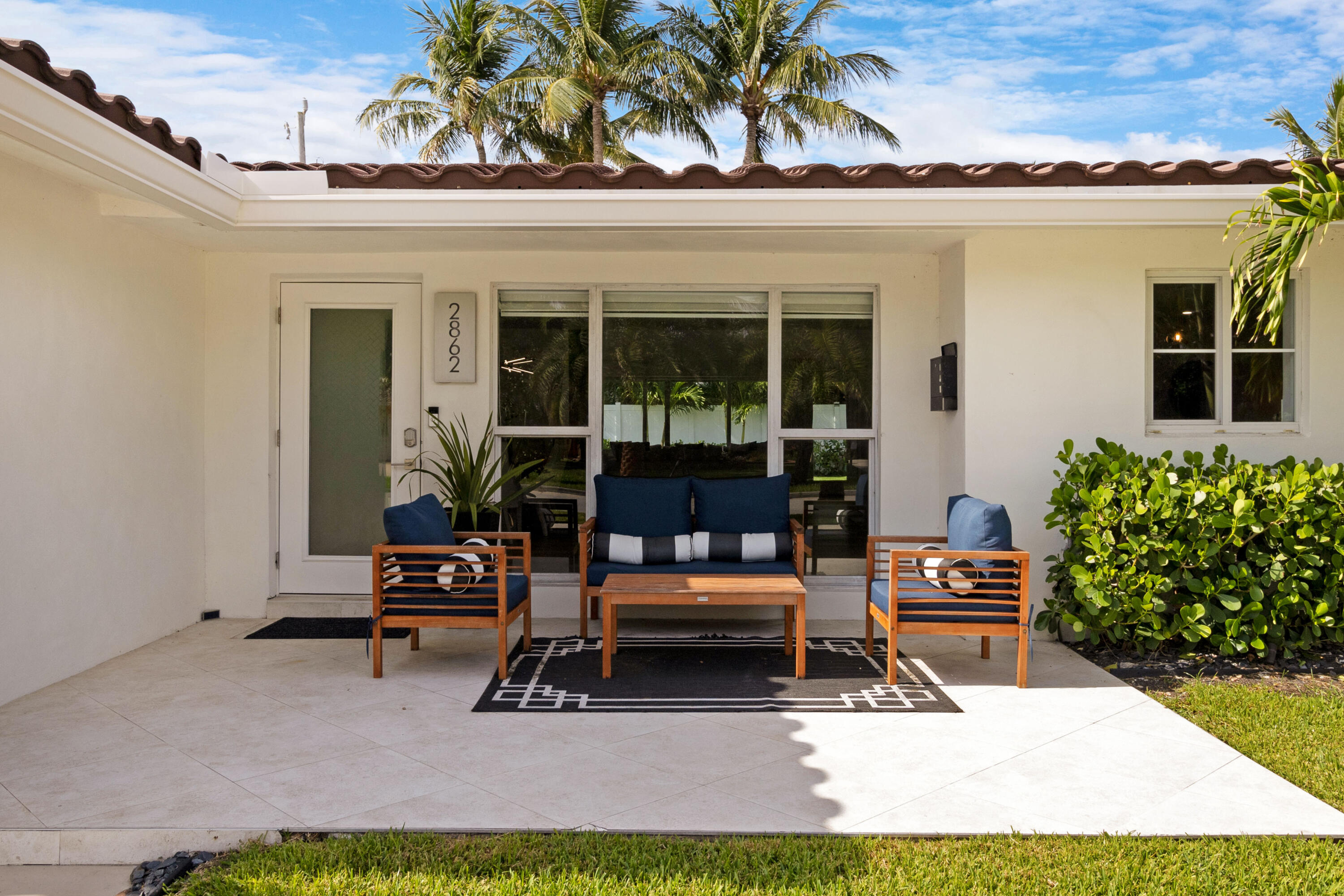 2862 Northeast 35th Court Lighthouse Point, FL 33064 - Photo 5 of 42 a view of outdoor space yard deck and patio