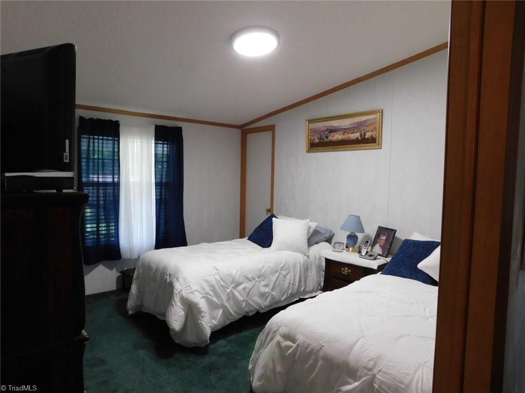 1296 Cid Road Lexington, NC 27292 - Photo 17 of 29 2ND BEDROOM