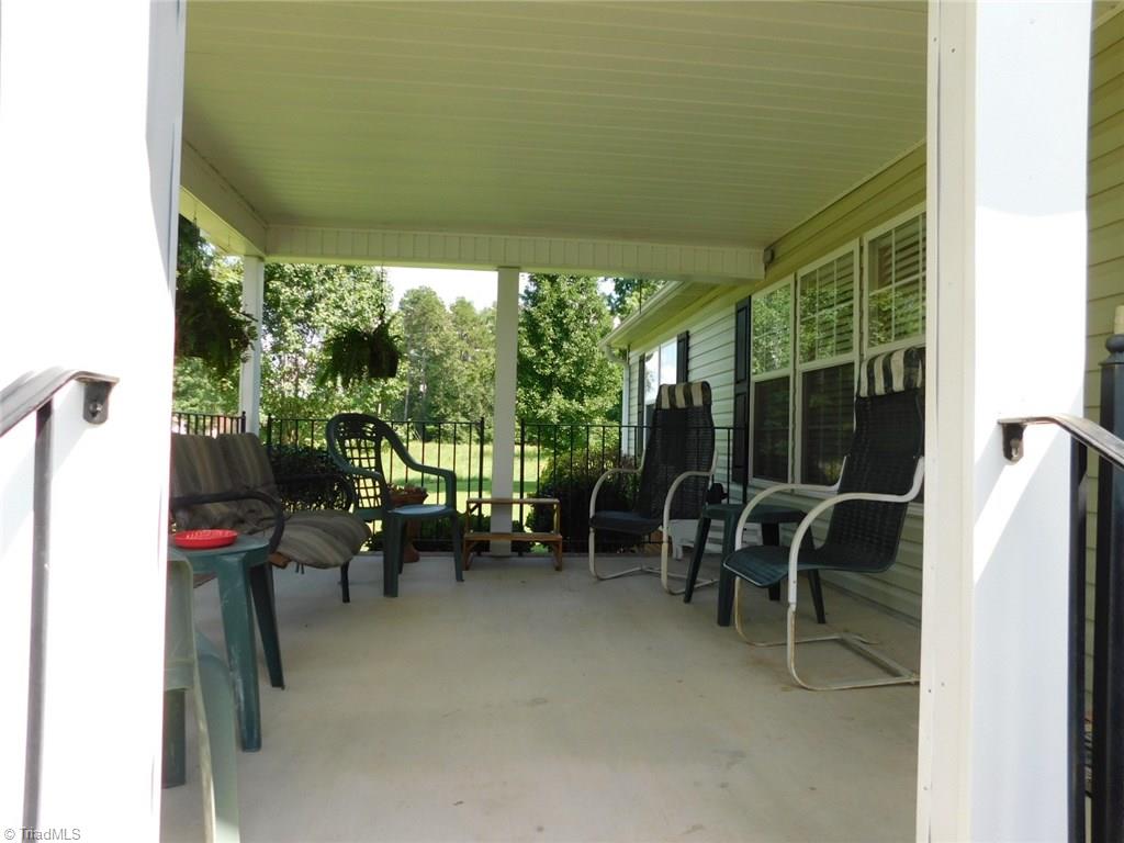 1296 Cid Road Lexington, NC 27292 - Photo 6 of 29 PORCH