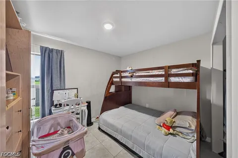 $285,000 | 3903 Northwest 38th Street, Cape Coral, FL 33993