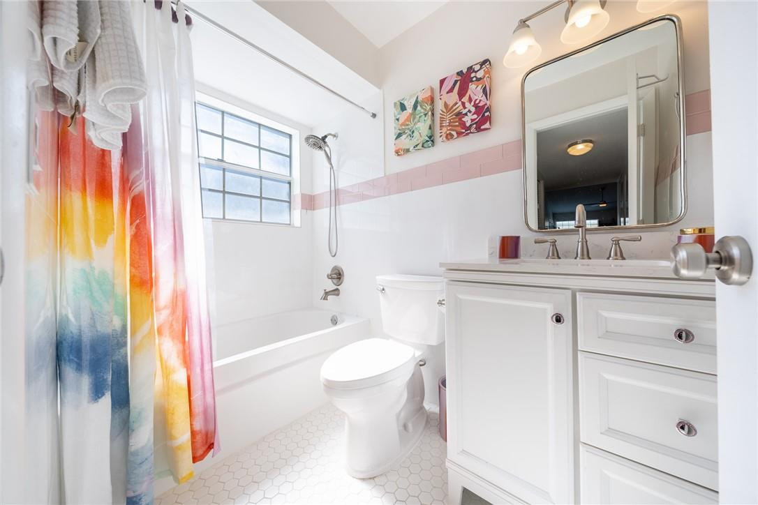 5340 Buckhead Circle, Unit 2030 Boca Raton, FL 33431 - Photo 8 of 42 Guest / 2nd Bathroom