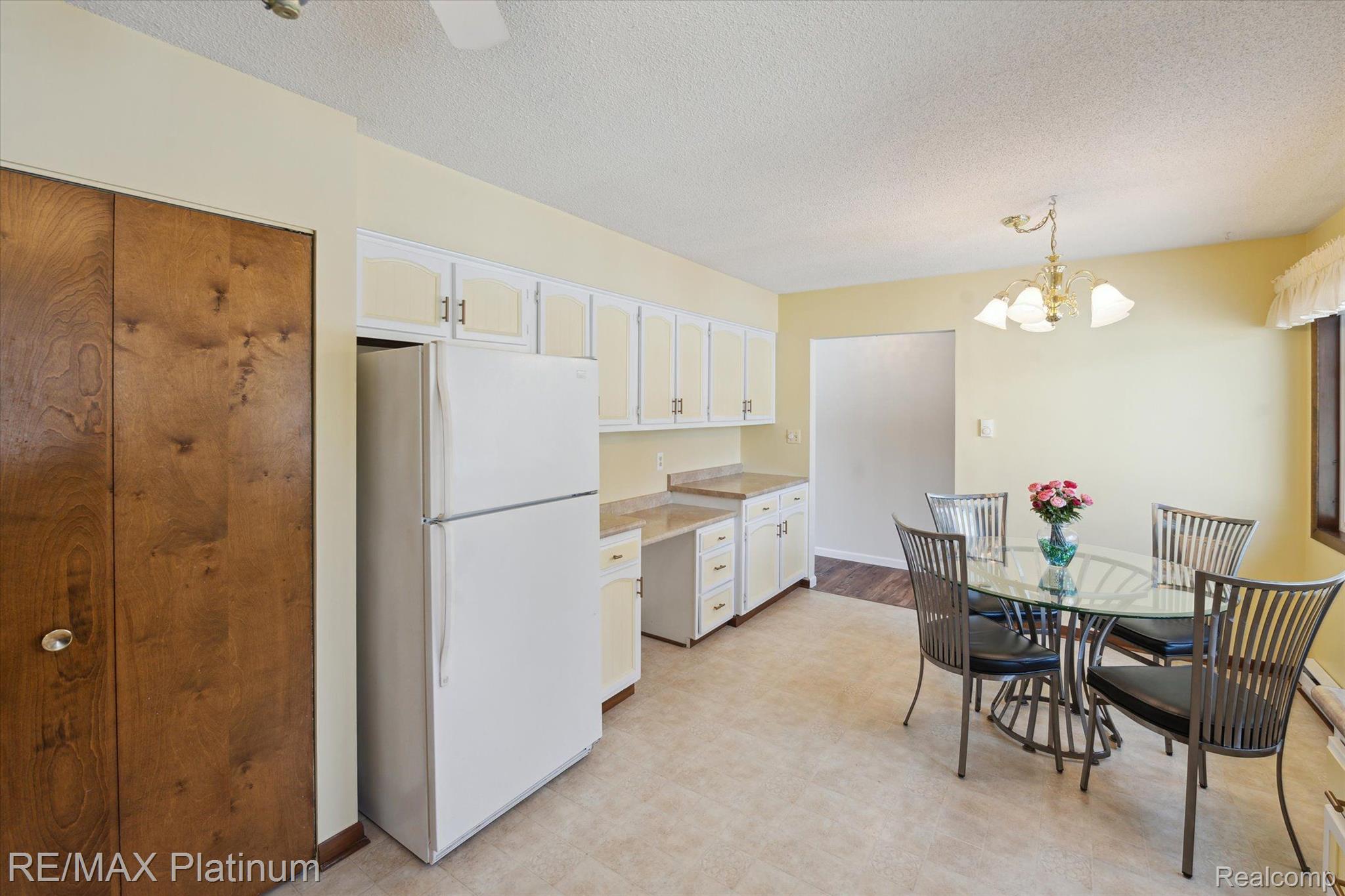 6140 North Owosso Road Fowlerville, MI 48836 - Photo 17 of 64 Gallery Image 17