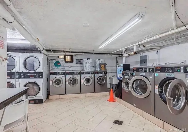 $2,350 | 37-21 80th Street, Unit 6E | Jackson Heights